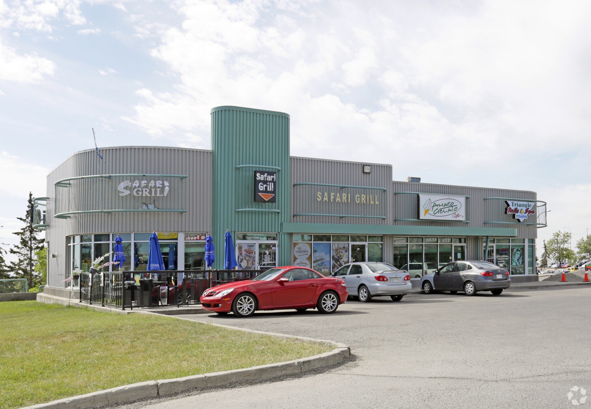 100-308 28 St SE, Calgary, AB à vendre Photo principale- Image 1 de 1