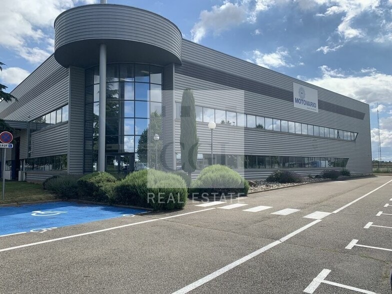 42 Rue De L'Avenir, Genas for lease - Building Photo - Image 1 of 9