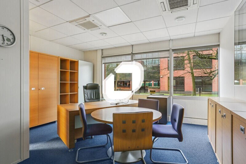 Bureau dans Meudon à louer - Photo du bâtiment - Image 3 de 23