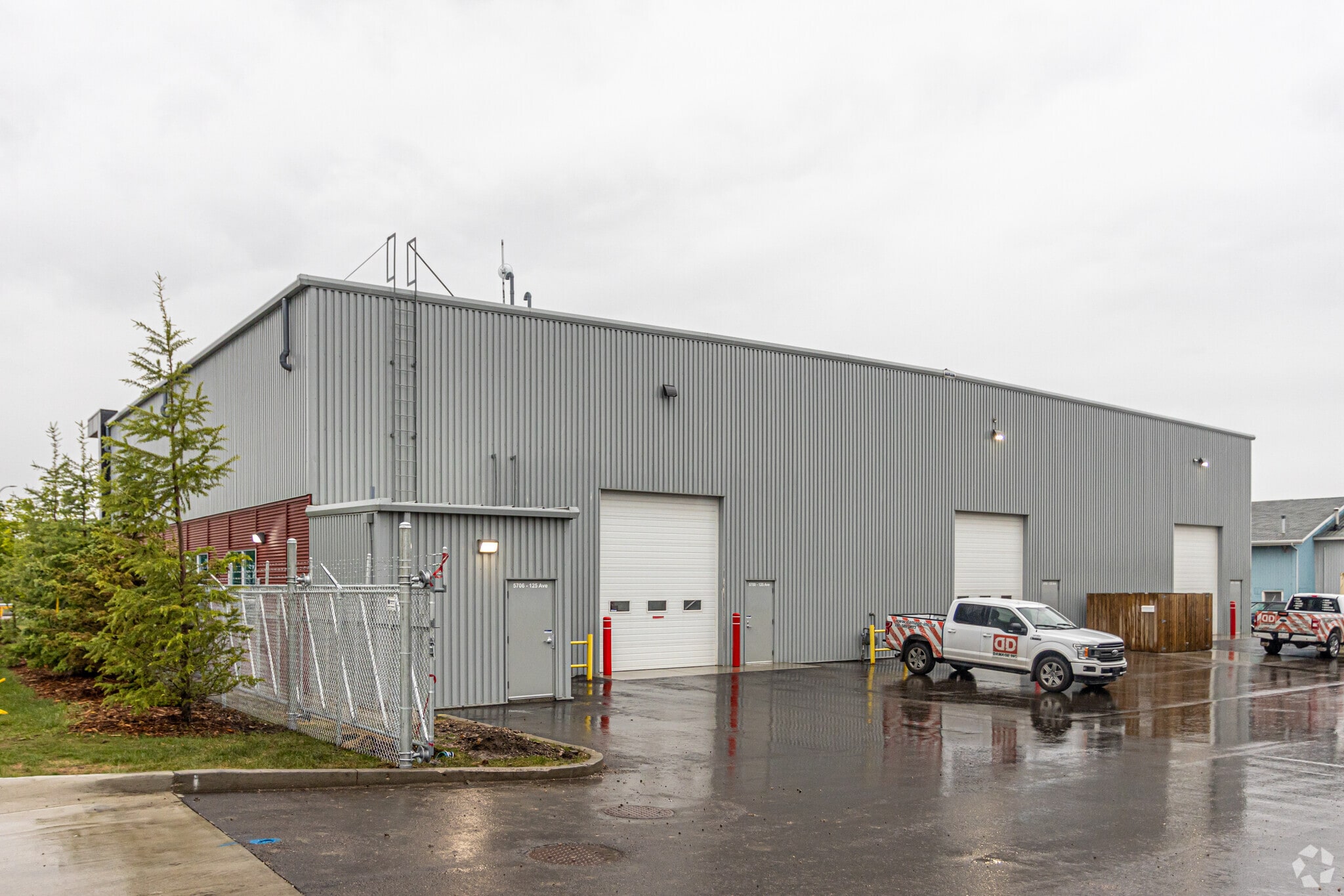 5707 125A Av NW, Edmonton, AB for sale Building Photo- Image 1 of 1