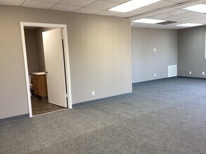 12558 Lake Charles Hwy, Leesville, LA for lease Interior Photo- Image 2 of 9