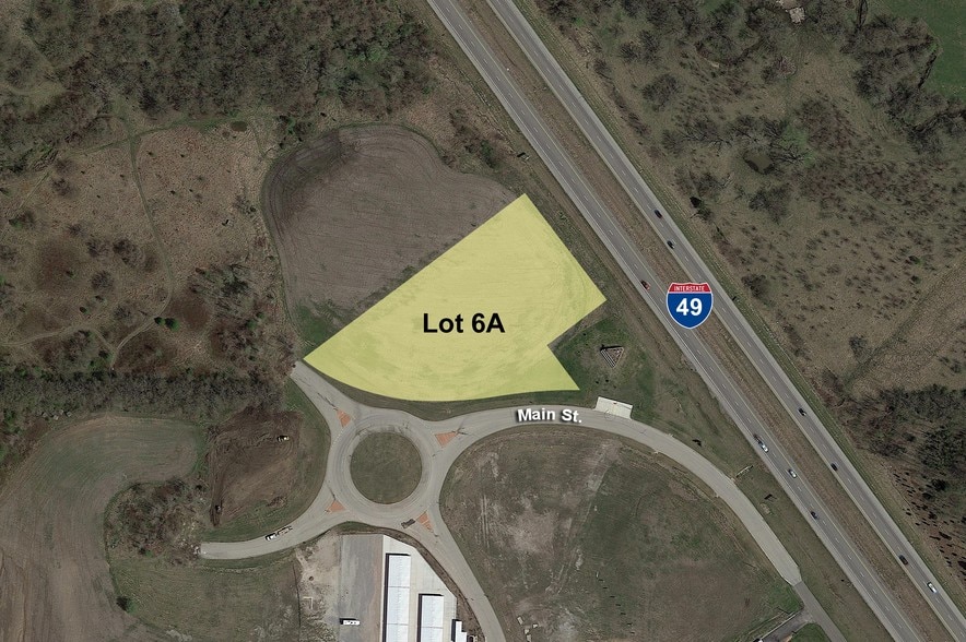 Bradley's Pkwy, Peculiar, MO for sale - Primary Photo - Image 1 of 1