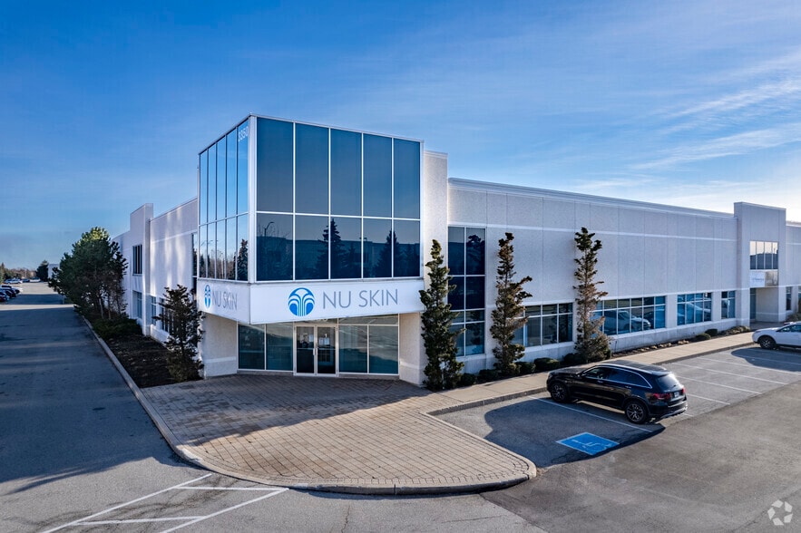 3350 Ridgeway Dr, Mississauga, ON for lease - Primary Photo - Image 1 of 6