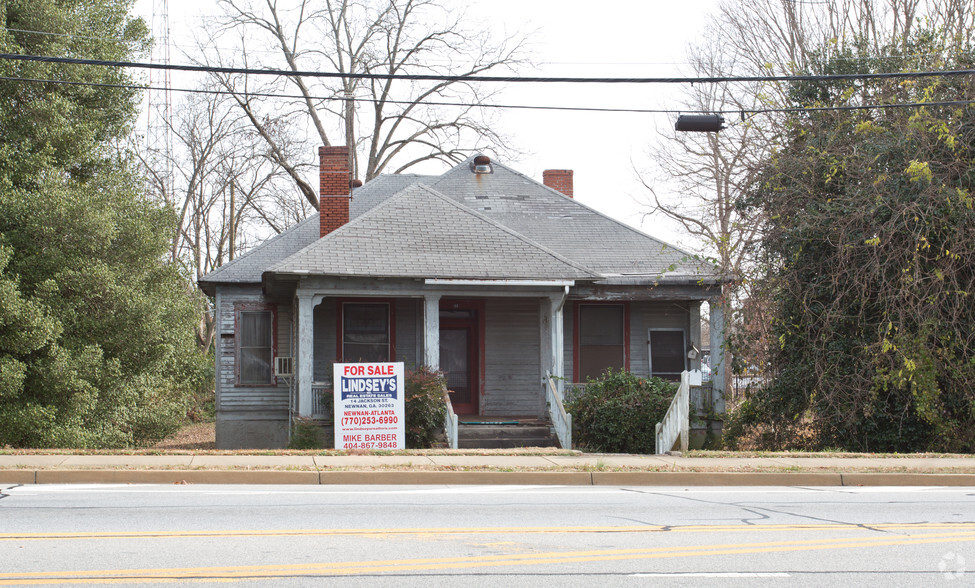 66 Greenville St, Newnan, GA à vendre - Photo principale - Image 1 de 1