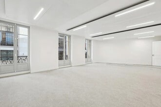 122 Rue La Boétie, Paris à louer Photo intérieure- Image 1 de 11