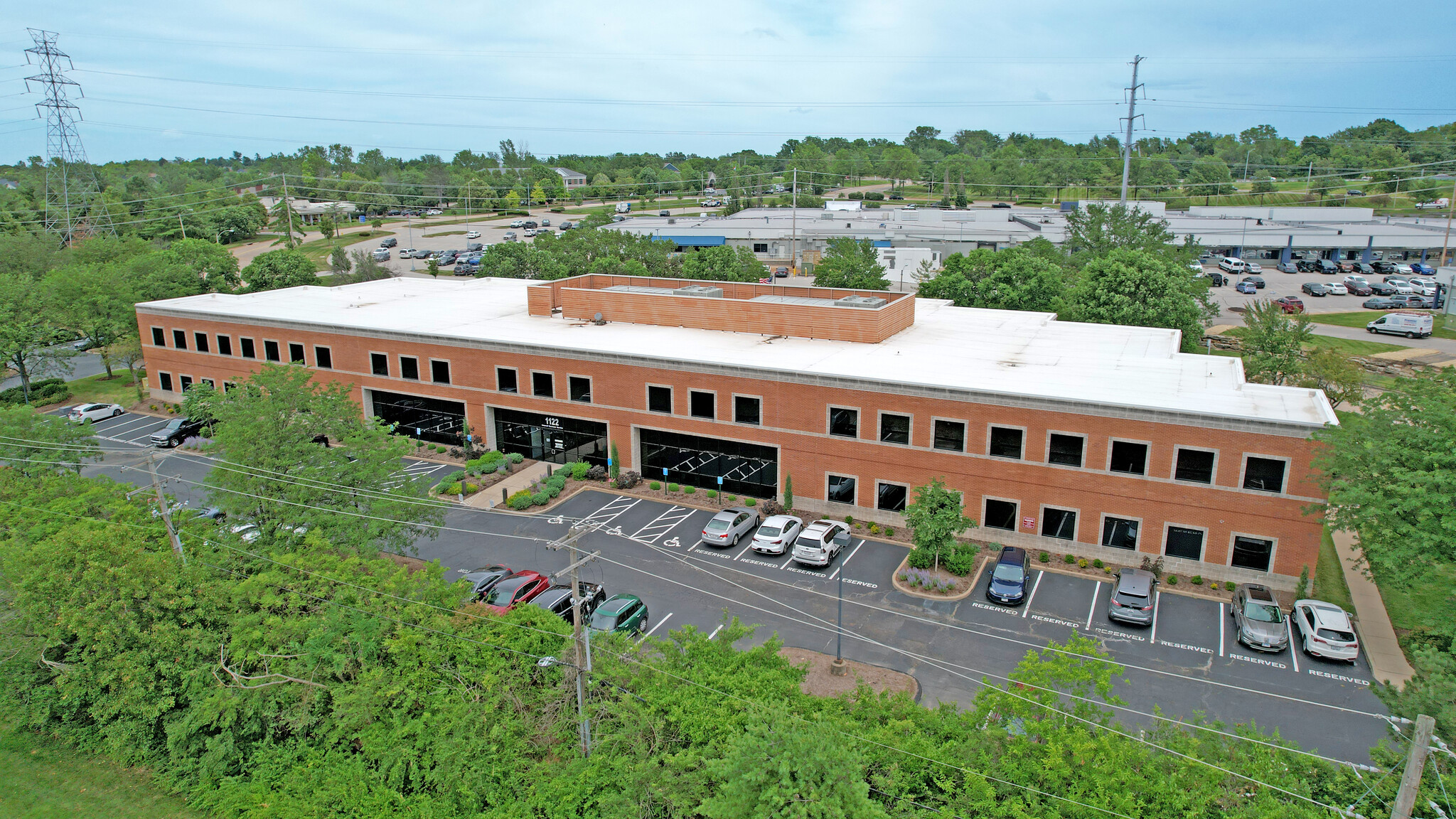 1122 Town & Country Commons, Chesterfield, MO for lease Building Photo- Image 1 of 30