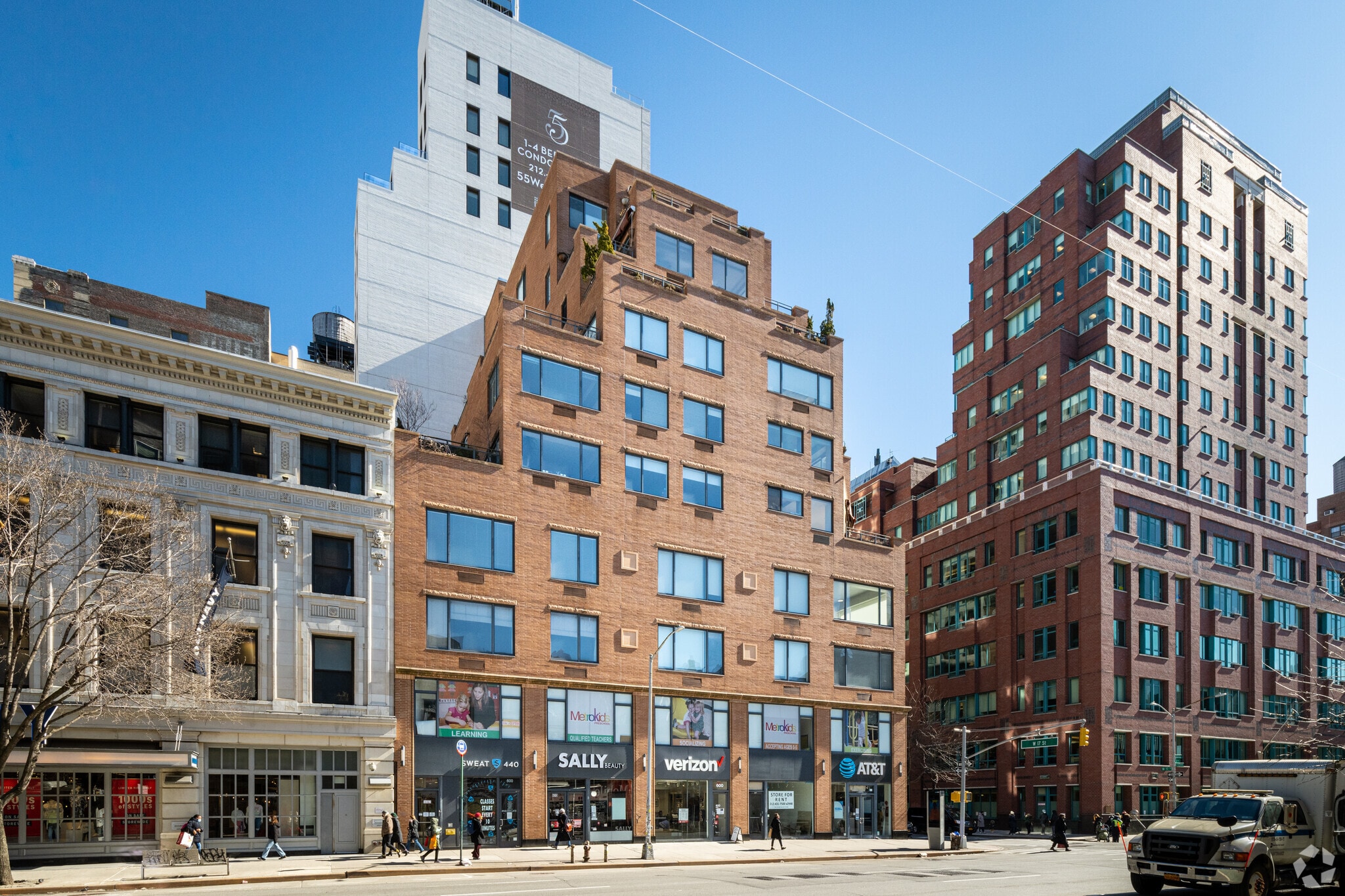 600 Avenue of the Americas, New York, NY for lease Building Photo- Image 1 of 5