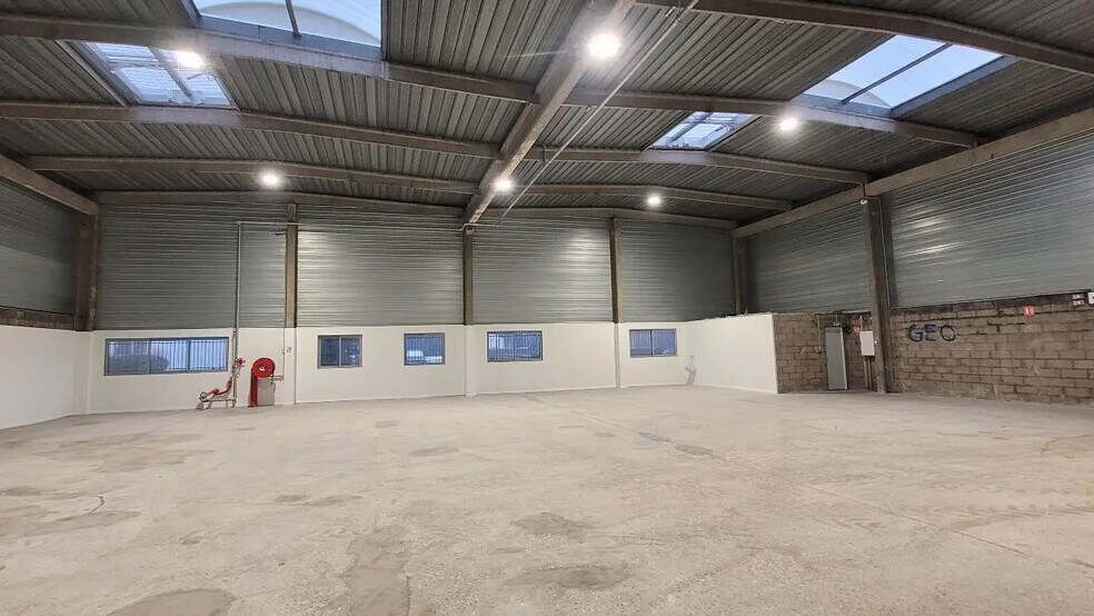 Flex dans Le Petit-Quevilly à louer - Photo du bâtiment - Image 3 de 8