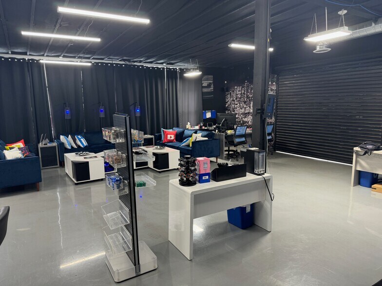 5550-5552 W Manchester Ave, Los Angeles, CA à louer - Photo du bâtiment - Image 2 de 11