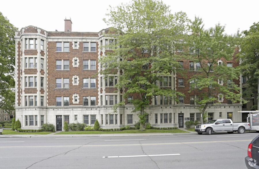 4338-4342 Rue Sherbrooke O, Westmount, QC à vendre - Photo du bâtiment - Image 2 de 2