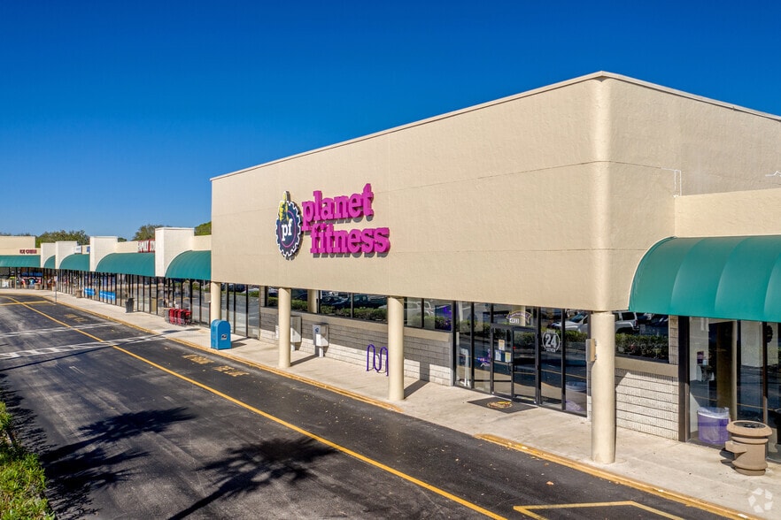 4901-4981 S US Highway 1, Fort Pierce, FL à louer - Photo du bâtiment - Image 2 de 4