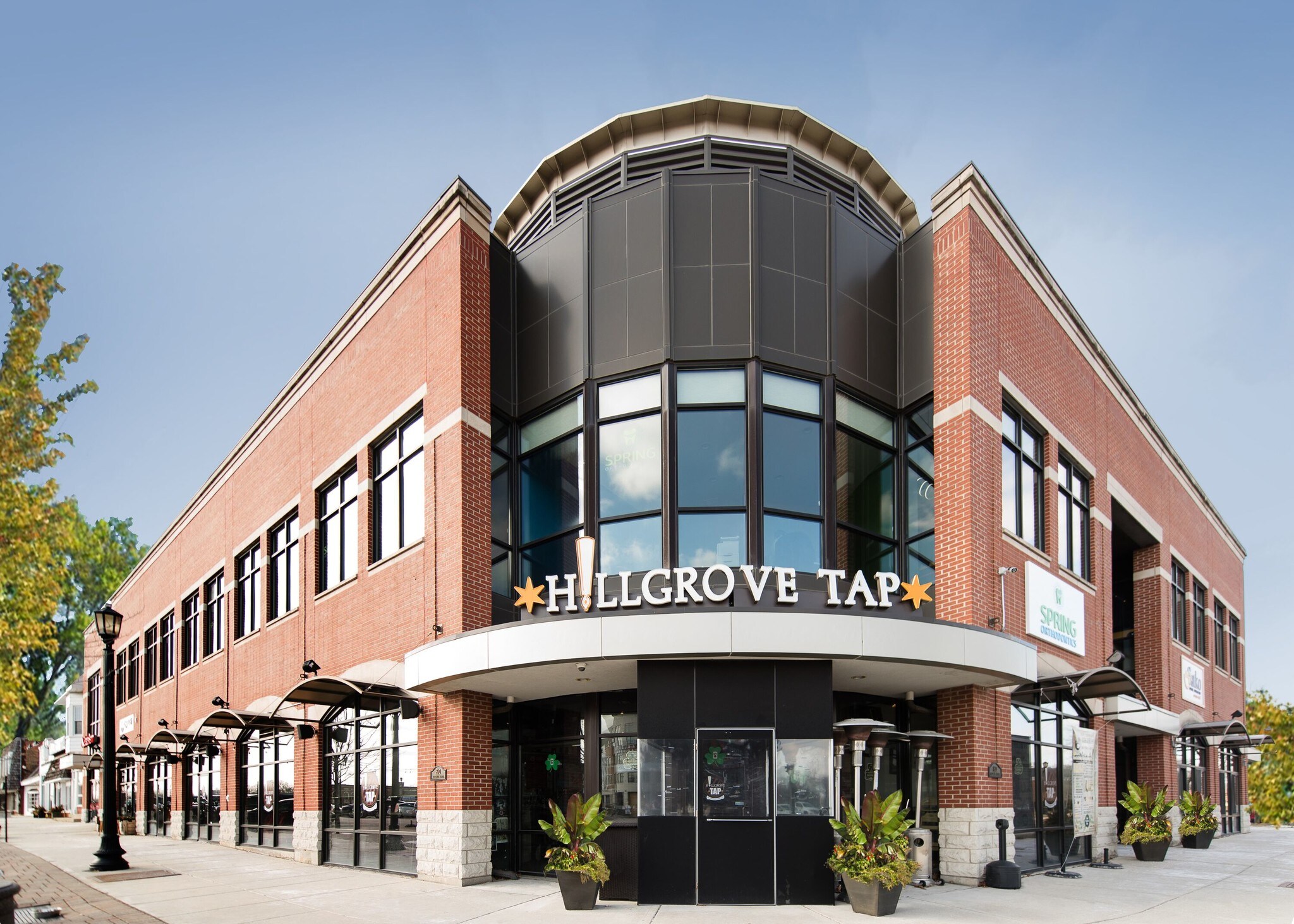 800 W Hillgrove Ave, Western Springs, IL à vendre Photo principale- Image 1 de 1