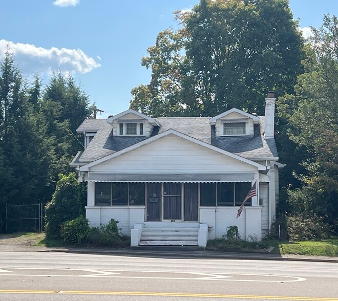 615 S Washington St, Maryville, TN for sale - Primary Photo - Image 1 of 17
