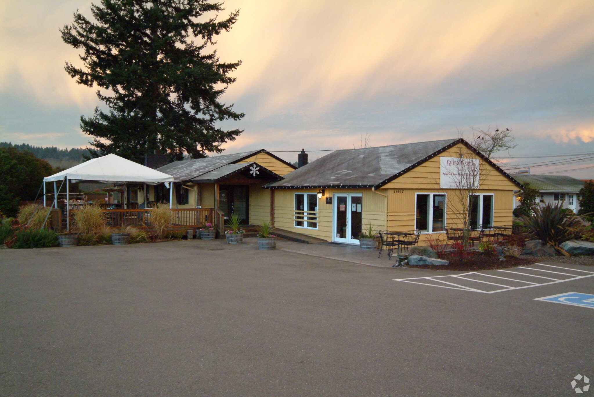 14419 Woodinville Redmond Rd NE, Woodinville, WA for lease Building Photo- Image 1 of 6