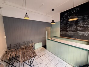 1-14 Tuly St, Barnstaple à louer Photo intérieure- Image 2 de 5