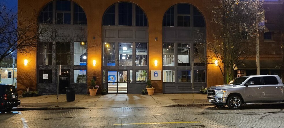 25 S Huron St, Toledo, OH à louer - Photo du bâtiment - Image 2 de 18