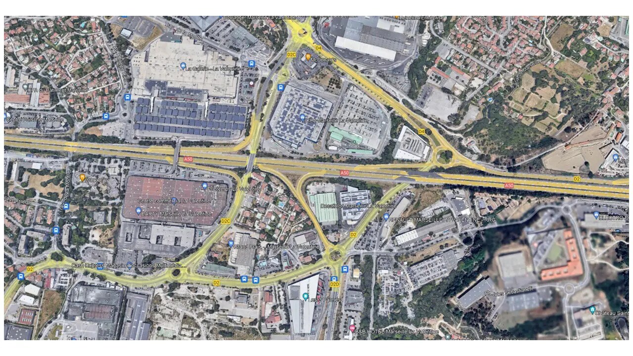 Industrial in Marseille for lease Building Photo- Image 1 of 10