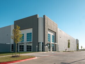 12821 Titanium St, Manor, TX à louer Photo intérieure- Image 1 de 9