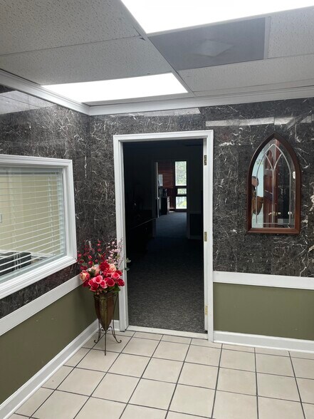 1339 Baxter St, Charlotte, NC à louer - Photo intérieure - Image 2 de 5