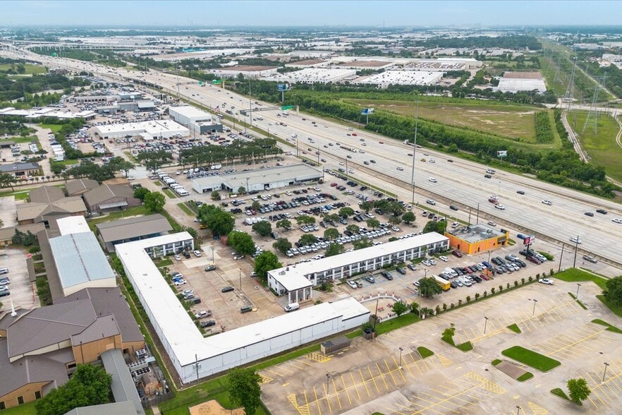 16884 Northwest Fwy, Houston, TX for sale - Building Photo - Image 3 of 19