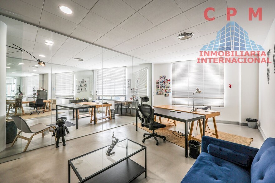 Office in Alcobendas, Madrid for lease - Building Photo - Image 2 of 3