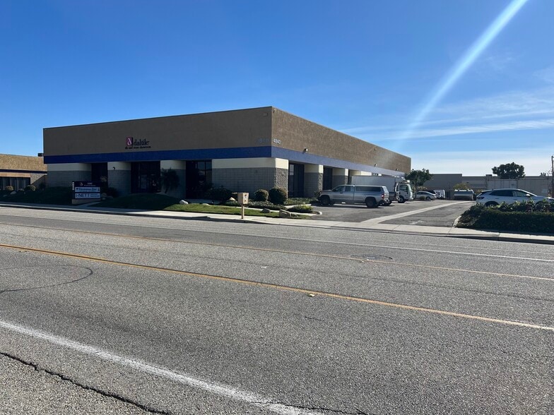 4840 Market St, Ventura, CA for lease - Building Photo - Image 1 of 1