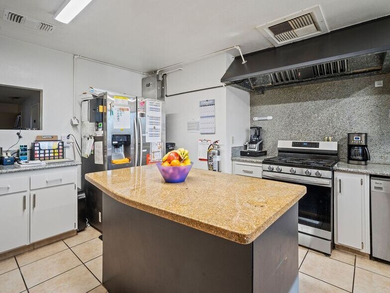 3353 Cimmarron Rd, Cameron Park, CA à vendre - Photo intérieure - Image 2 de 6