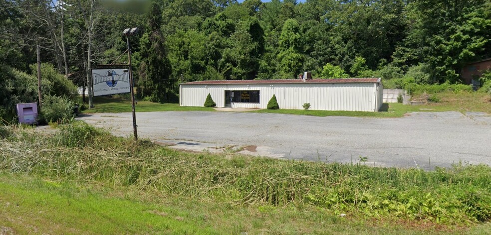 212 Route 2a, Preston, CT for sale - Building Photo - Image 1 of 1