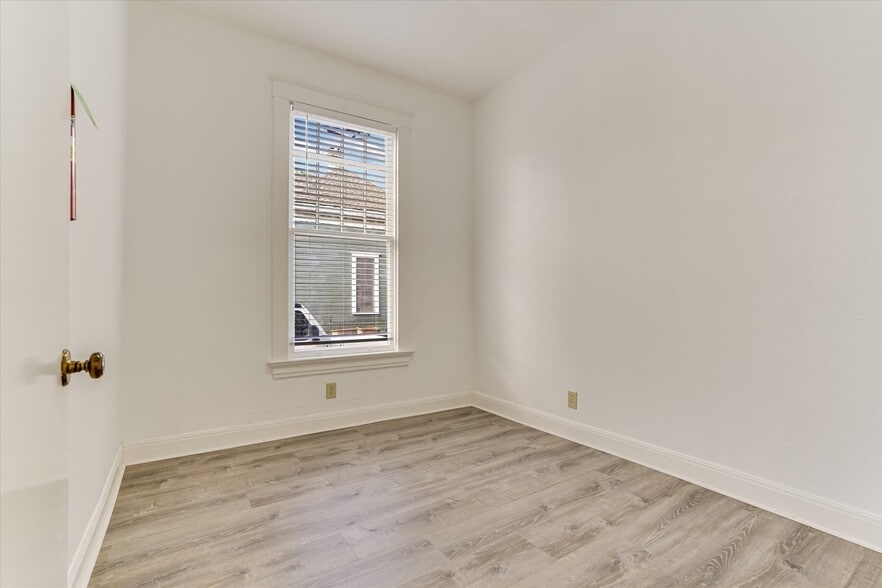 1010 Rio Grande St, Austin, TX for lease - Building Photo - Image 2 of 24