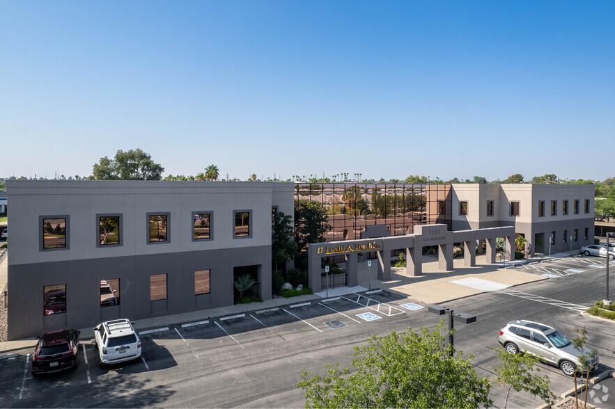 7202 E Rosewood St, Tucson, AZ à louer - Photo du bâtiment - Image 1 de 4