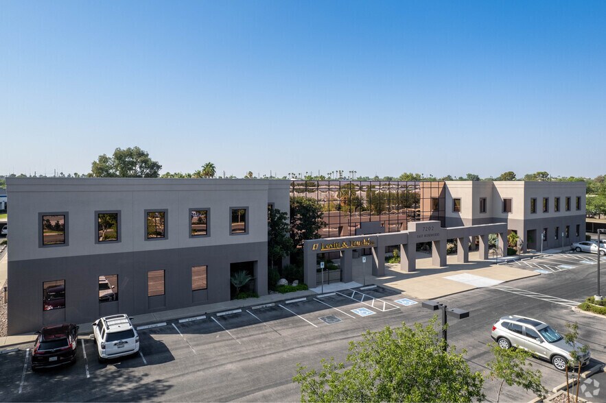 7202 E Rosewood St, Tucson, AZ à louer - Photo du bâtiment - Image 3 de 10