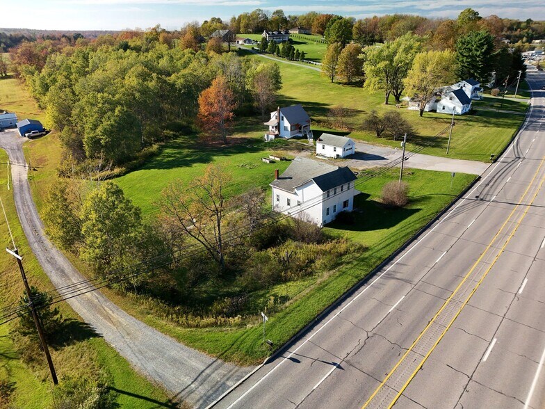 1056 S Saint Marys St, Saint Marys, PA à vendre - Photo du bâtiment - Image 3 de 32