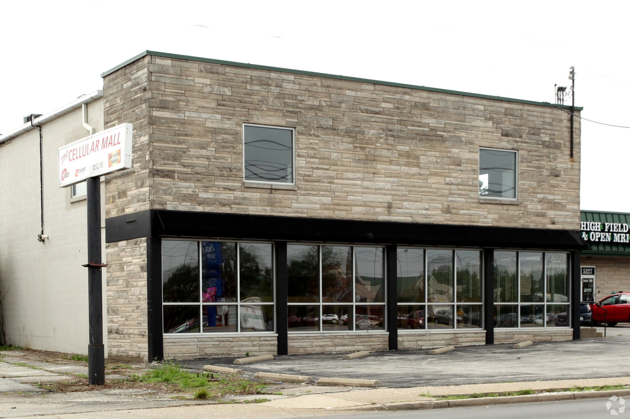 5223-5227 Dixie Hwy, Louisville, KY à louer Photo principale- Image 1 de 23