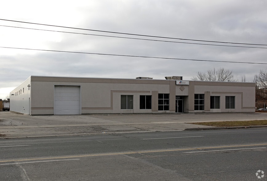225 Evans Ave, Toronto, ON for sale - Primary Photo - Image 1 of 1