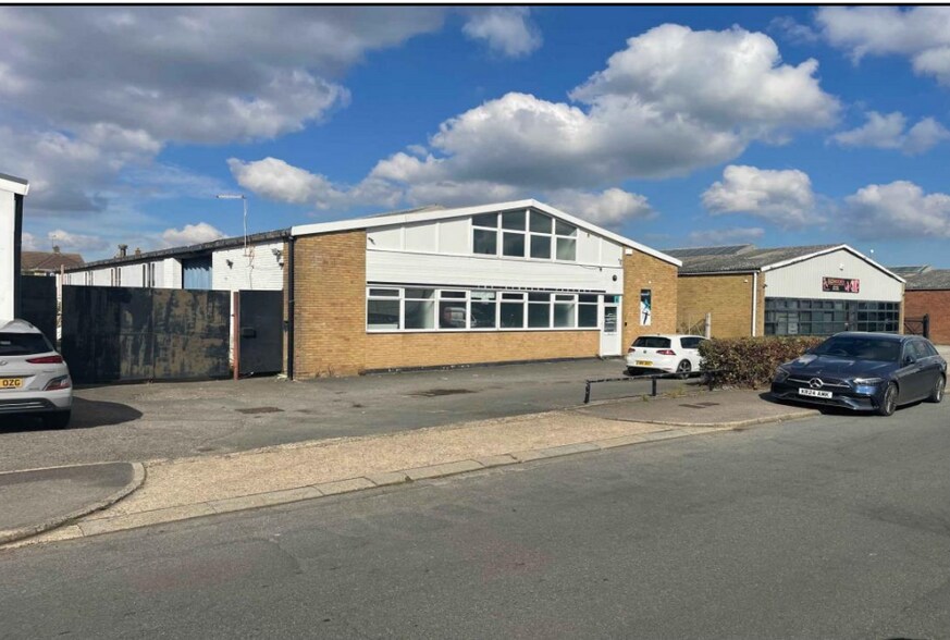 Tribune Dr, Sittingbourne à louer - Photo du bâtiment - Image 2 de 2