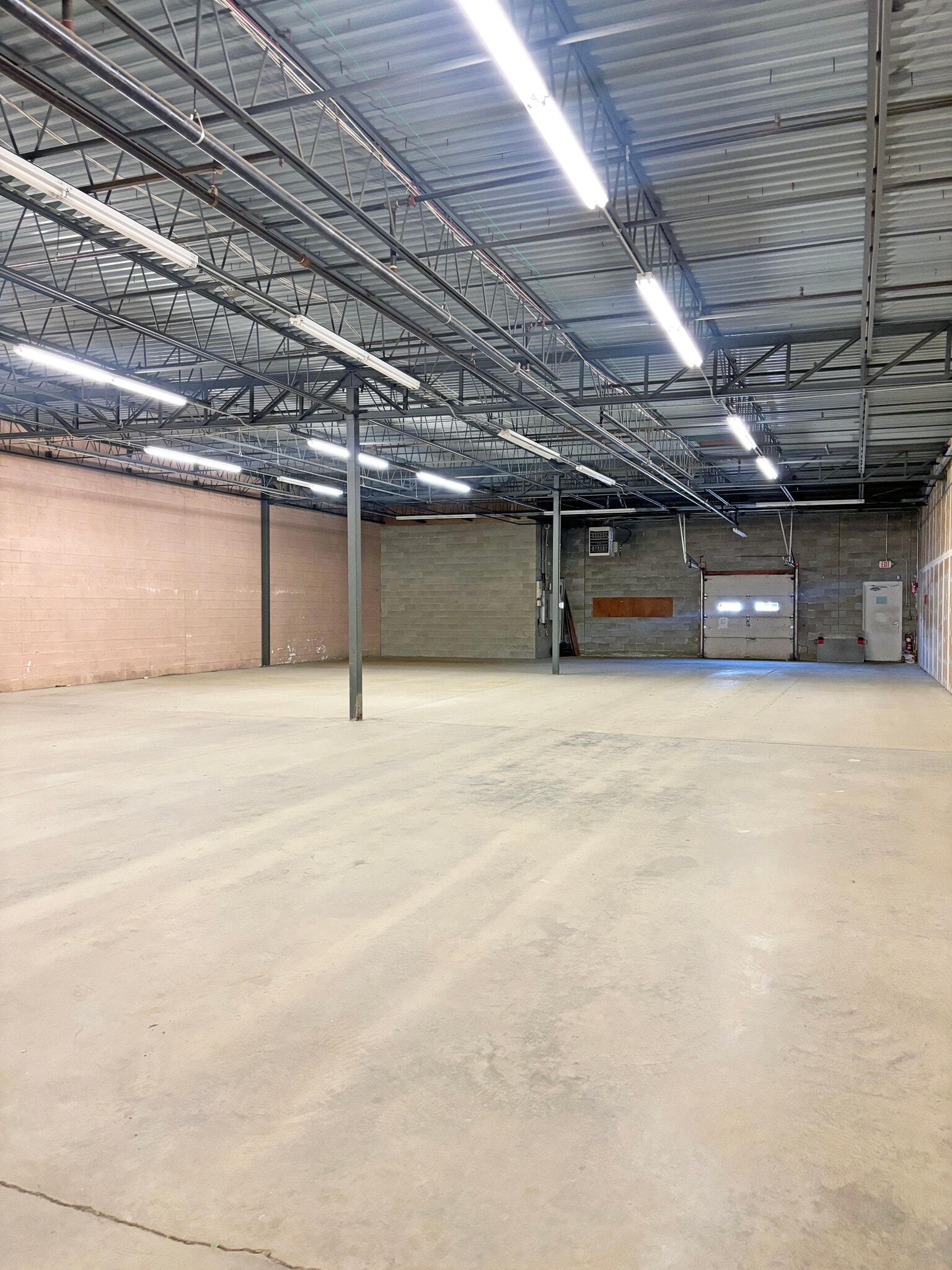 124 Heritage Ave, Portsmouth, NH for lease Interior Photo- Image 1 of 1