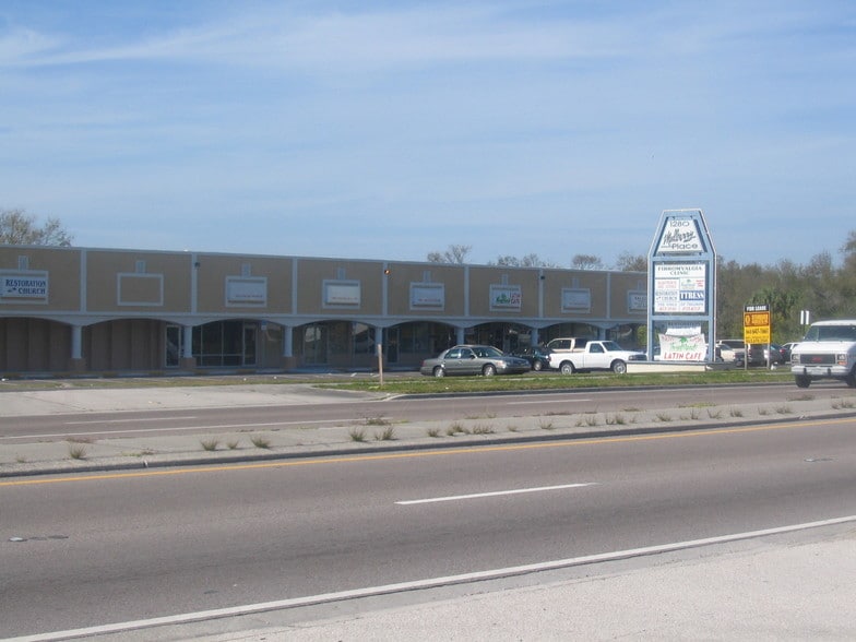 1280-1310 N Church Ave, Mulberry, FL à louer - Photo du bâtiment - Image 1 de 1