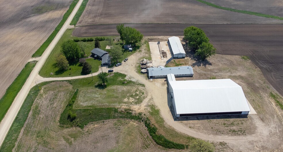 56841 270th Ave, Pine Island, MN à louer - Photo du bâtiment - Image 3 de 23