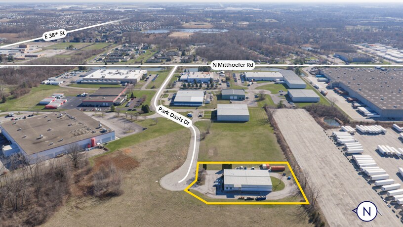 9635 Park Davis Dr, Indianapolis, IN à vendre - Photo du bâtiment - Image 2 de 6