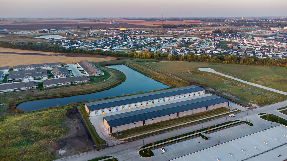 1585 NW Gettysburg Ln, Waukee, IA à vendre - Photo du bâtiment - Image 2 de 21