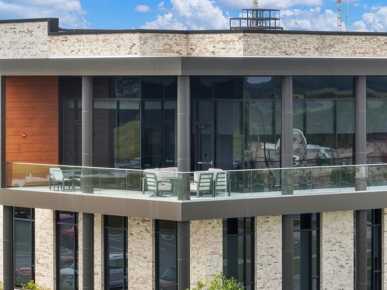 100 Highpoint Park Way, Braselton, GA for lease - Building Photo - Image 2 of 187