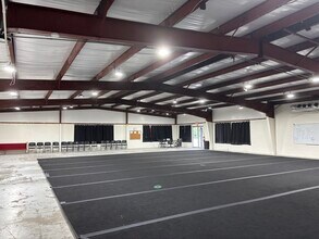 1913 S Gordon St, Alvin, TX for lease Building Photo- Image 2 of 7