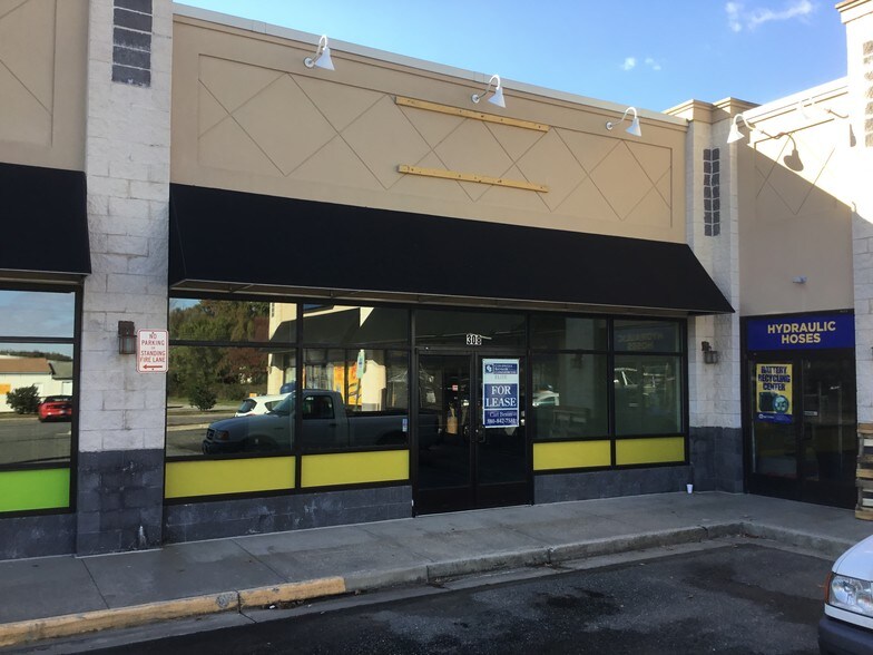 6380 Jefferson Davis Hwy, Spotsylvania, VA à louer - Photo du bâtiment - Image 2 de 8