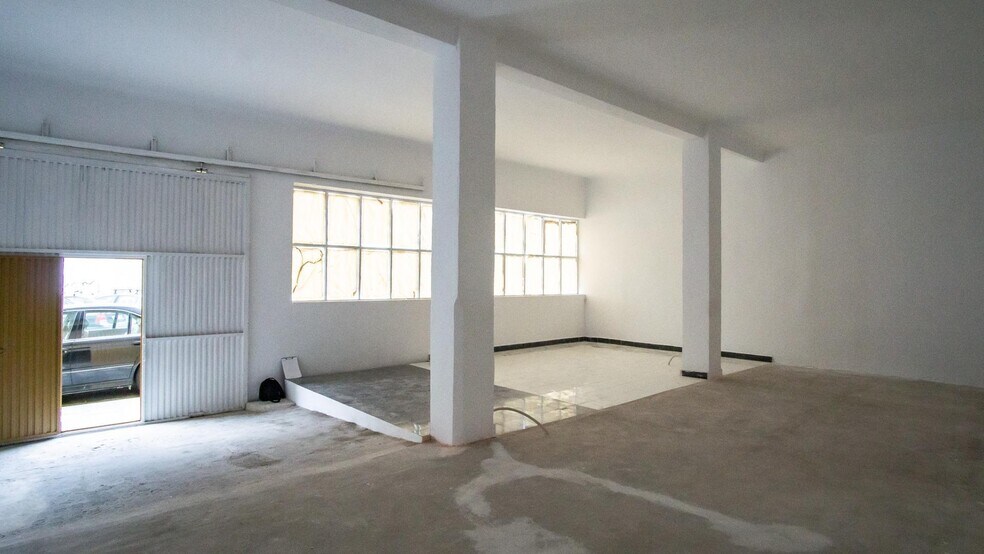 Industrial in Elda, Alicante for lease - Interior Photo - Image 3 of 9