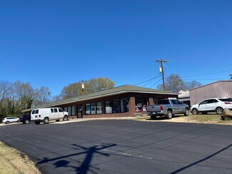 Plus de détails pour 182 Saluda St, Chester, SC - Commerce de détail à vendre