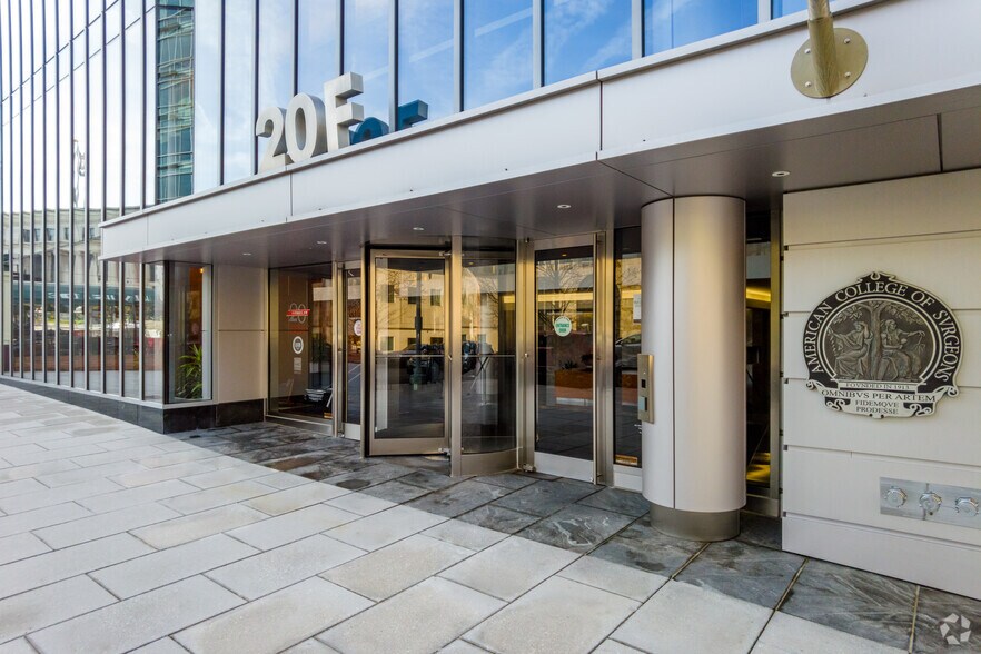 20 F St NW, Washington, DC à louer - Photo du bâtiment - Image 3 de 17