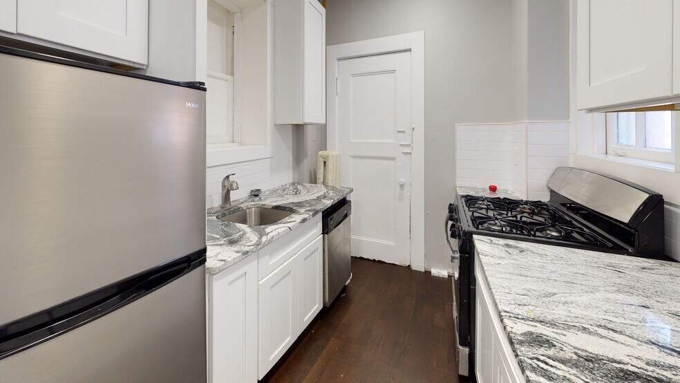 248 State St, Albany, NY à vendre - Numérisation 3D de Matterport - Image 3 de 21