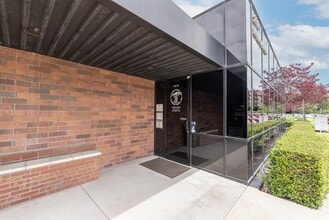 23171-23173 La Cadena Dr, Laguna Hills, CA for lease Building Photo- Image 2 of 14