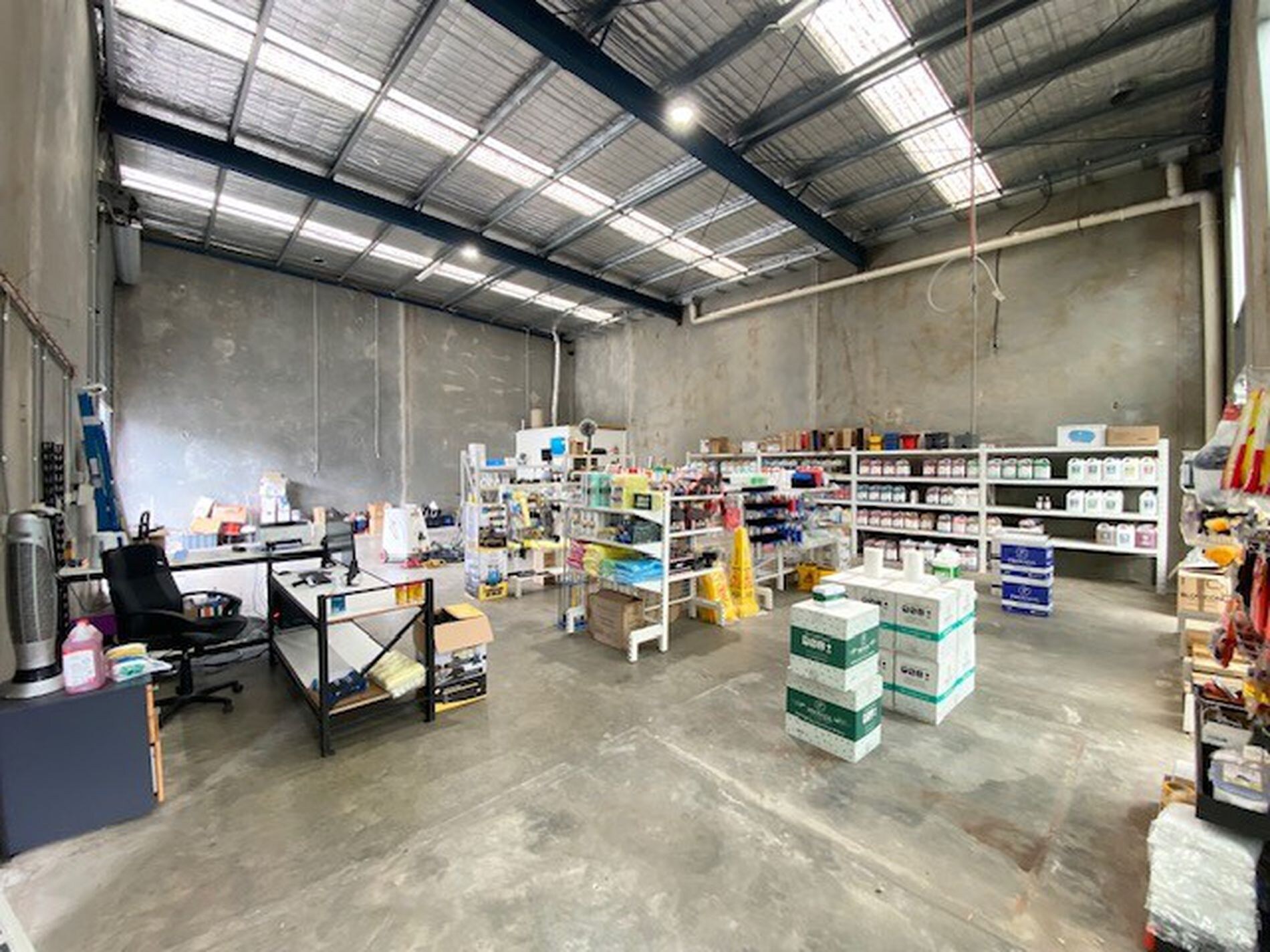 3 Hammer Ct, Hoppers Crossing for lease Interior Photo- Image 1 of 2