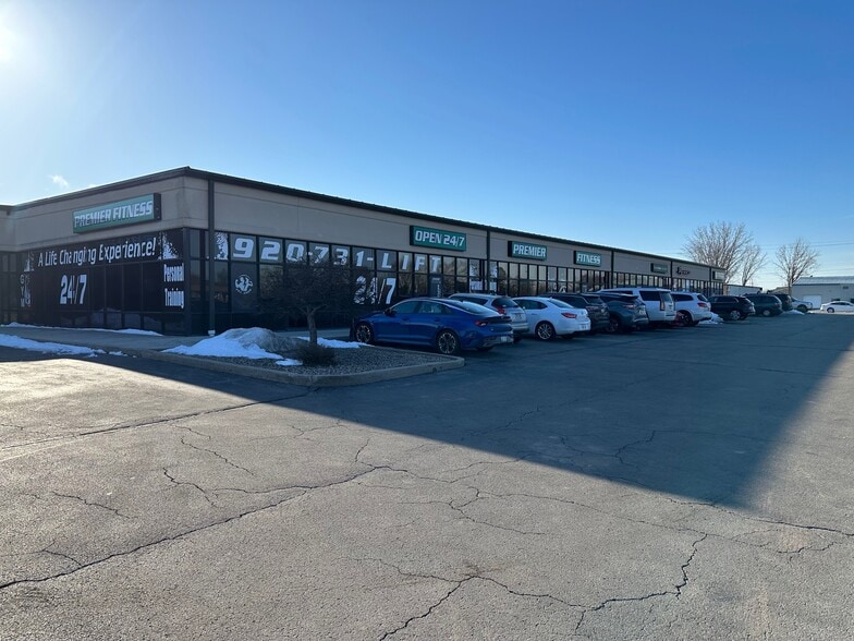 2424 W Nordale Dr, Appleton, WI for lease - Building Photo - Image 1 of 3